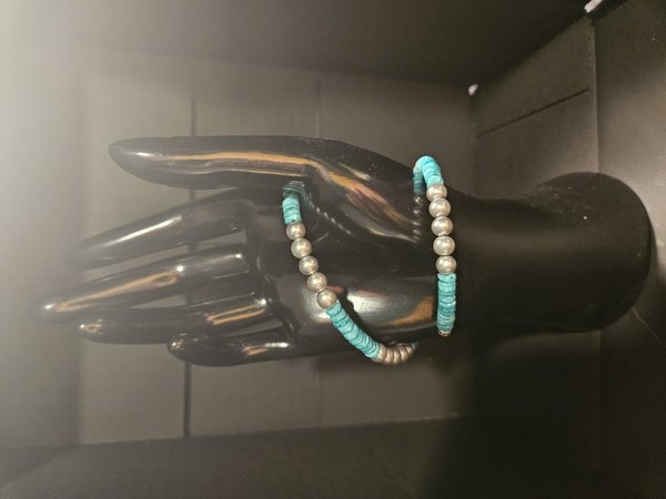 Pearl an teal bracelet 