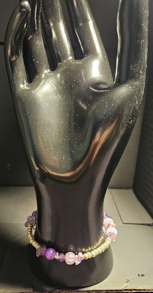 Amethyst stone and silver bracelet 