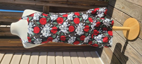 Skulls and Roses Apron