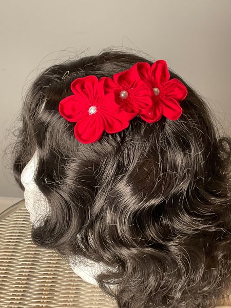 Rockabilly kanzashi flower hair comb